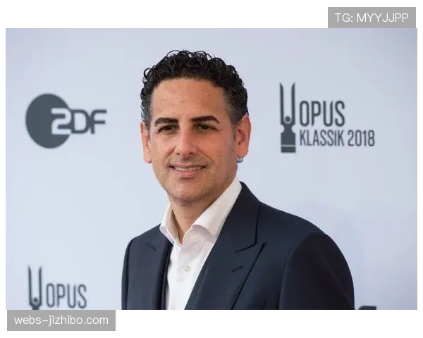 摩纳哥体育总监专访：谈引进年轻边锋的球探报告核心指标